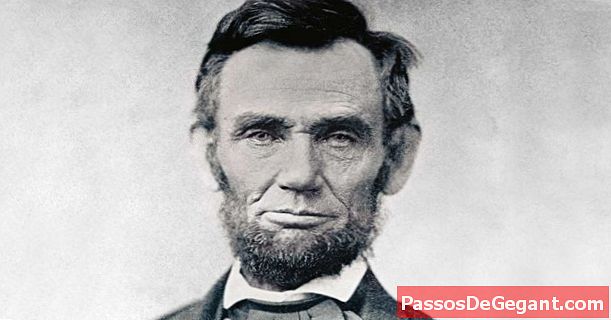 אברהם לינקולן נולד