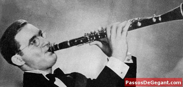 Benny Goodman wprowadza jazz do Carnegie Hall