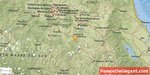 Ο σεισμός κλονίζει την Πόλη του Μεξικού