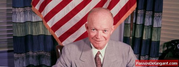 Eisenhowerova doktrína - Histórie