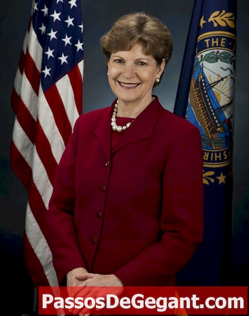 أول امرأة منتخبة في مجلس الشيوخ