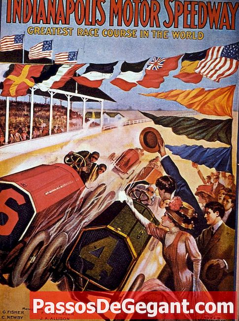 Eerste race wordt gehouden op de Indianapolis Motor Speedway