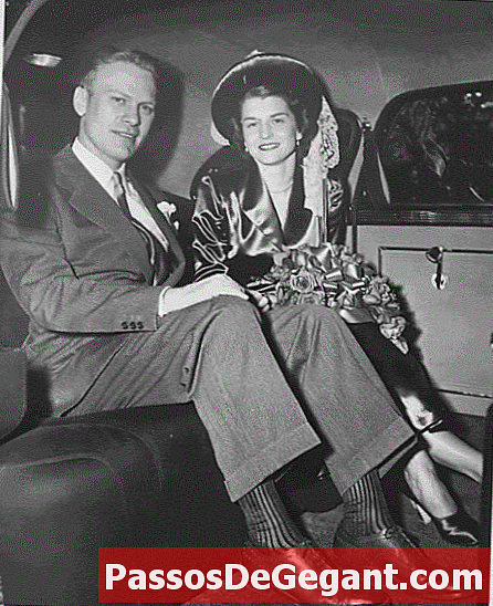 Gerald Ford gifter sig med Elizabeth Bloomer