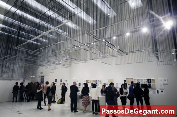 Музей Гуггенхайма открывается в Нью-Йорке