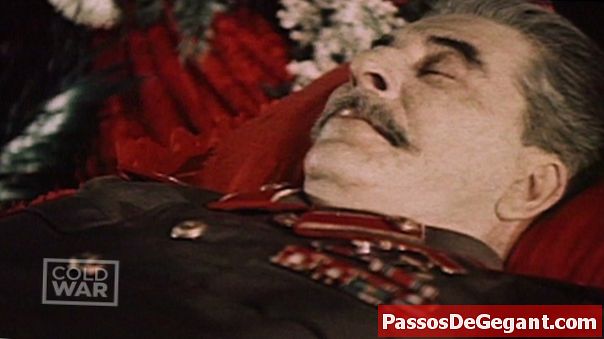 Joseph Stalin sterft
