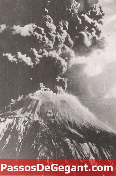 Mount Vesuvius bryter ut