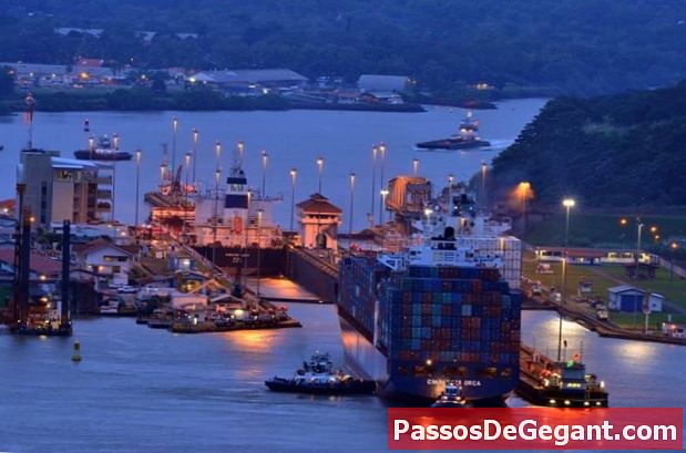 Panama untuk mengontrol kanal