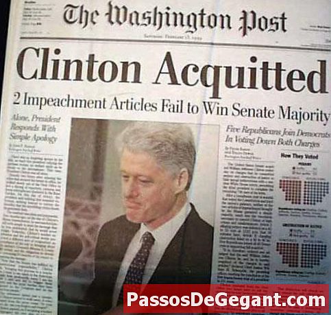 Prezydent Bill Clinton uniewinnił oba artykuły impeachment