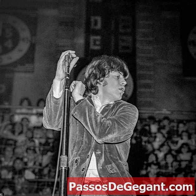 Naissance de Mick Jagger, le chanteur des Rolling Stones