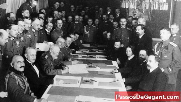 Discuțiile de pace ruso-germane încep la Brest-Litovsk