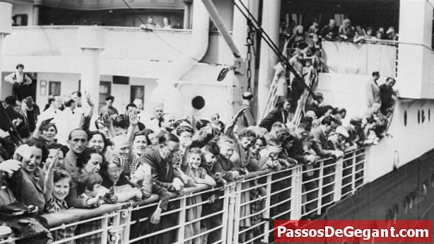 Natsi-Saksasta pakeneva 937 juutalaista pakolaista kuljettava alus käännetään Kuubasta - Historia