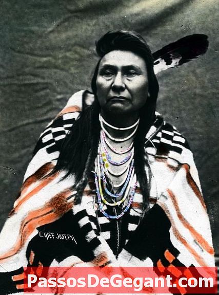 Големият шеф на лидера Nez Perce Джоузеф умира във Вашингтон