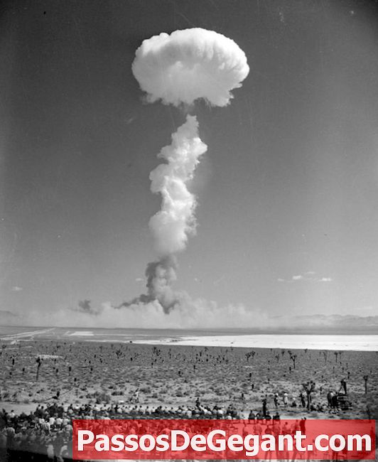Truman annonce le développement de la bombe H