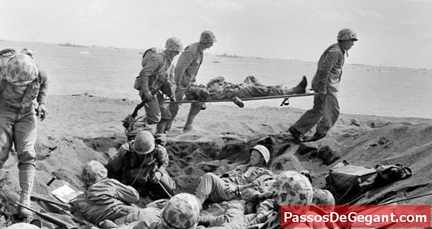 Drapeau américain levé sur Iwo Jima