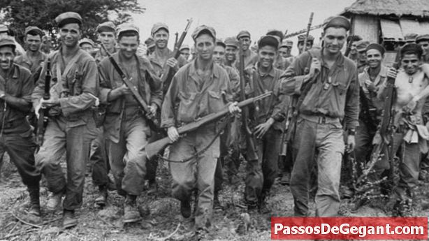 Las tropas estadounidenses recuperan la isla filipina de Corregidor